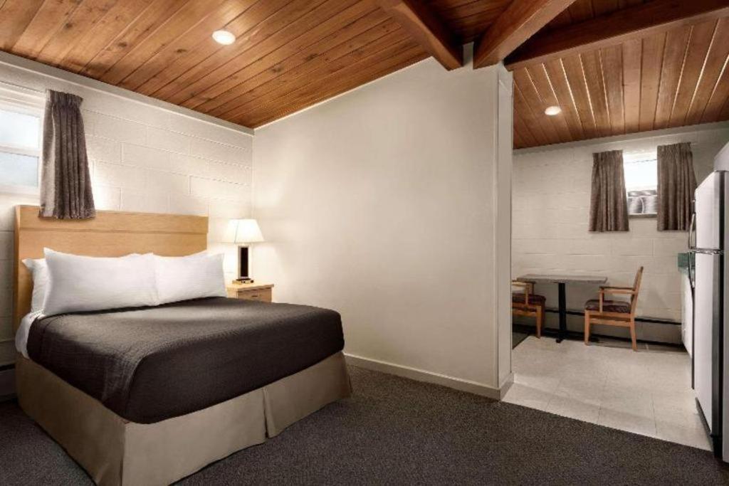 Thriftlodge Moose Jaw Εξωτερικό φωτογραφία